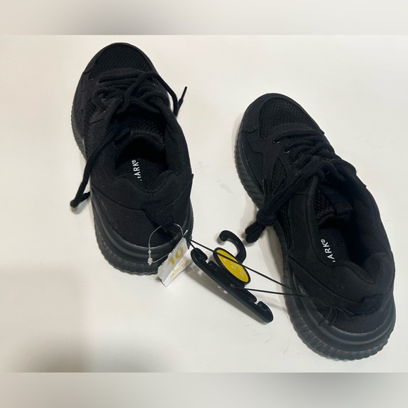 NWT PRIMARK BLACK SNEAKERS MADE FROME RECYCLED COTTON IN SIZE 10 - Picture 2 of 6